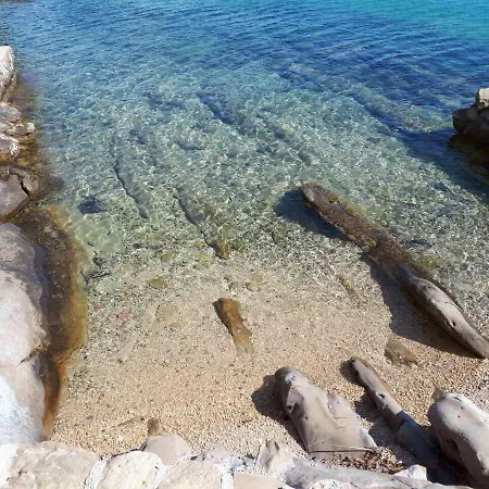 Horvat On Island Pag Apartment Vlasici