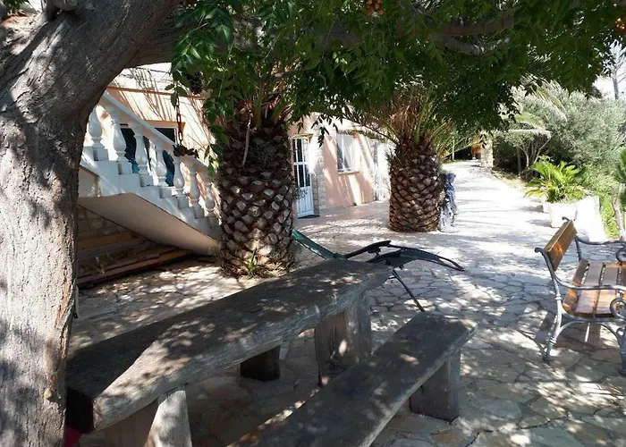 Horvat On Island Pag * Vlašići